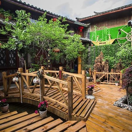 Hôtel Secret Garden à Lijiang  Extérieur photo
