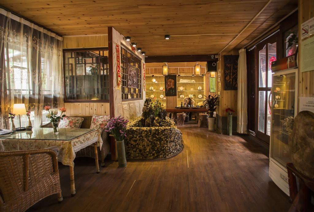 Hôtel Secret Garden à Lijiang  Extérieur photo